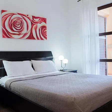 Apartmán Aphrodite Hills Renovated Flat L01 With Garden