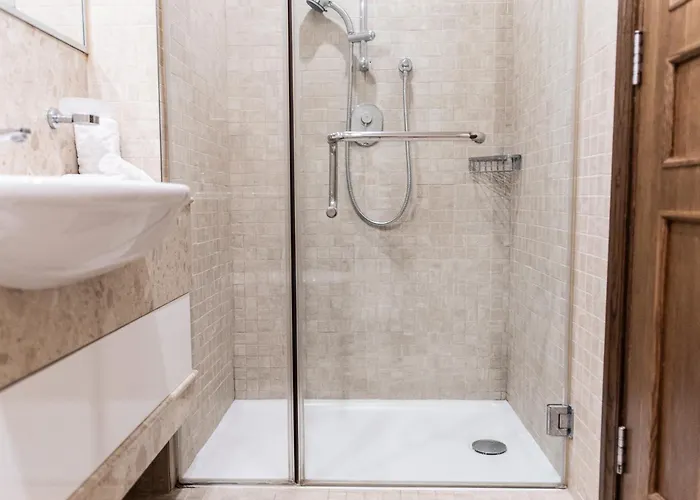 Apartmán Aphrodite Hills Renovated Flat L01 With Garden *