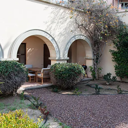 Aphrodite Hills Renovated Flat L01 With Garden